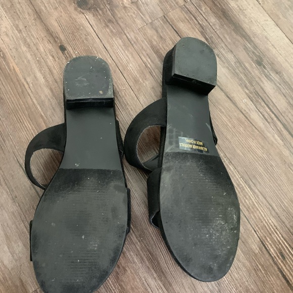 Lulus Devin Sandals Black - Picture 4 of 4